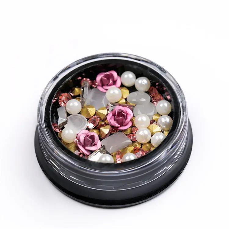 Coco Luxe Gems – Strass Métalliques & Perles Effet Œil de Chat pour Nail Art PINK COCO