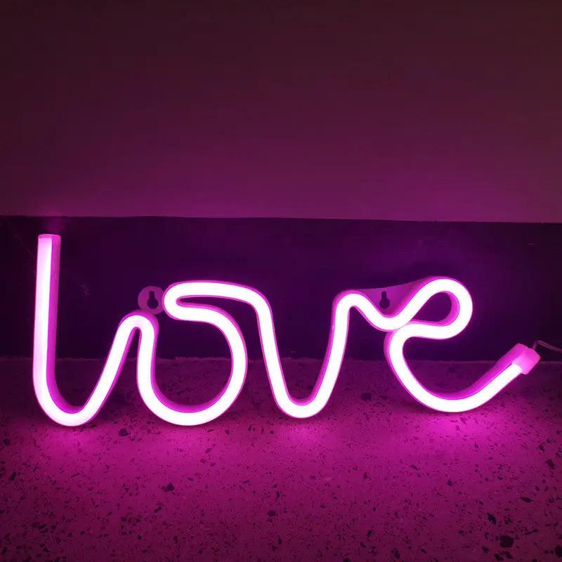 Pink Coco LoveLight — Guirlande LED en forme de Love PINK COCO