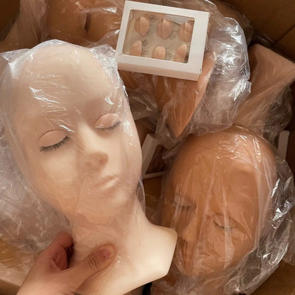 Coco Practice Head – Tête d’Entraînement Professionnelle pour Extensions de Cils PINK COCO