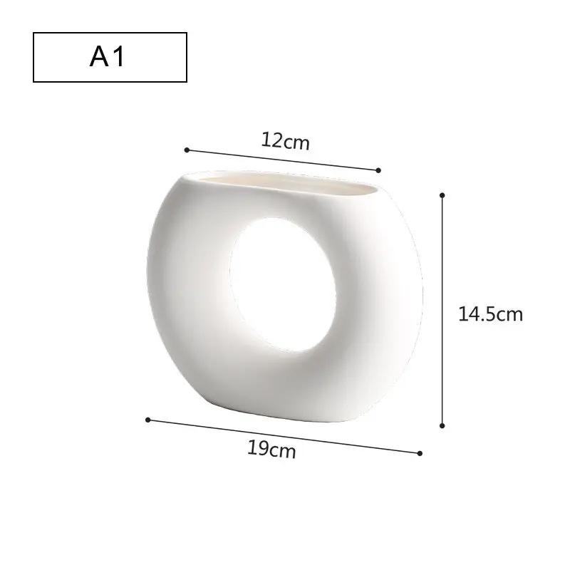 Coco GeoVase — Vase en céramique minimaliste fait main PINK COCO